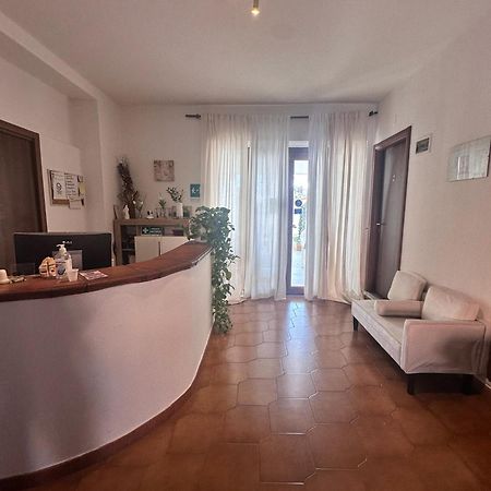 Giorgia Airport 2 Fiumicino Bed and Breakfast Buitenkant foto