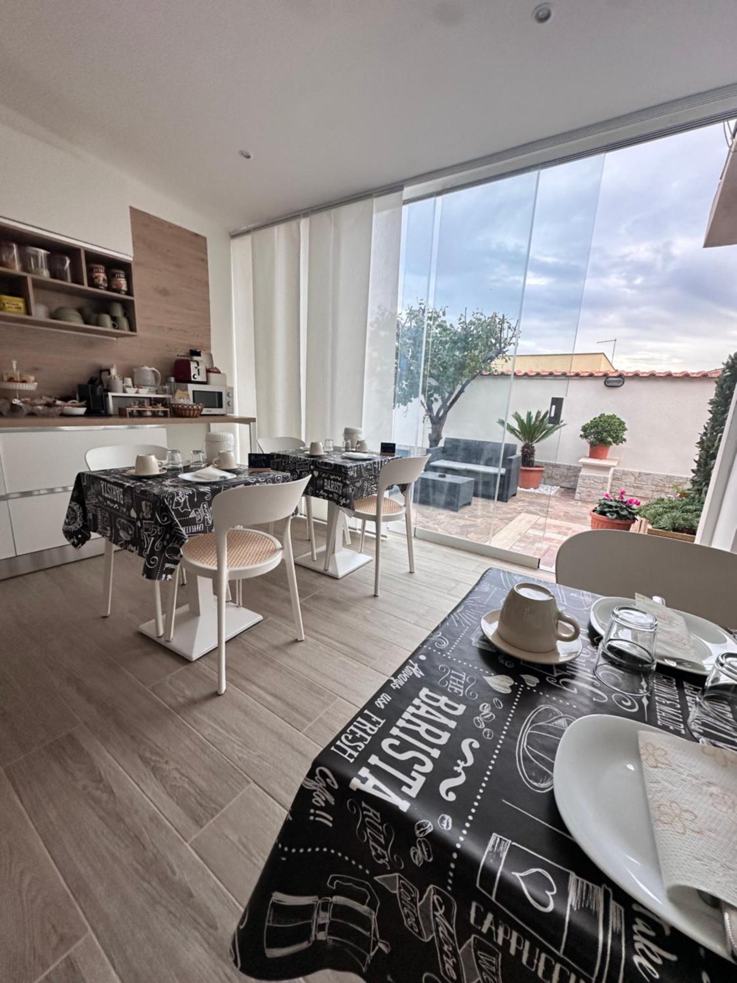 Giorgia Airport 2 Fiumicino Bed and Breakfast Buitenkant foto